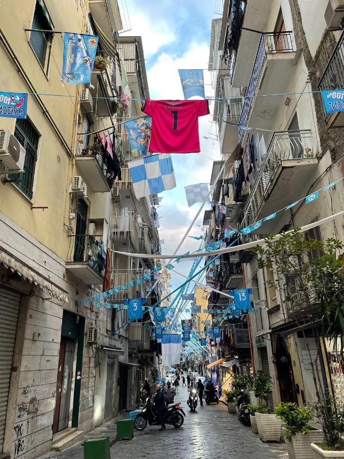 Street Of Naples Apartment Exterior photo